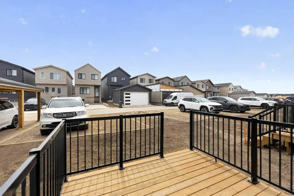 7055 Rangeview Avenue SE Calgary AB T3S 0R1