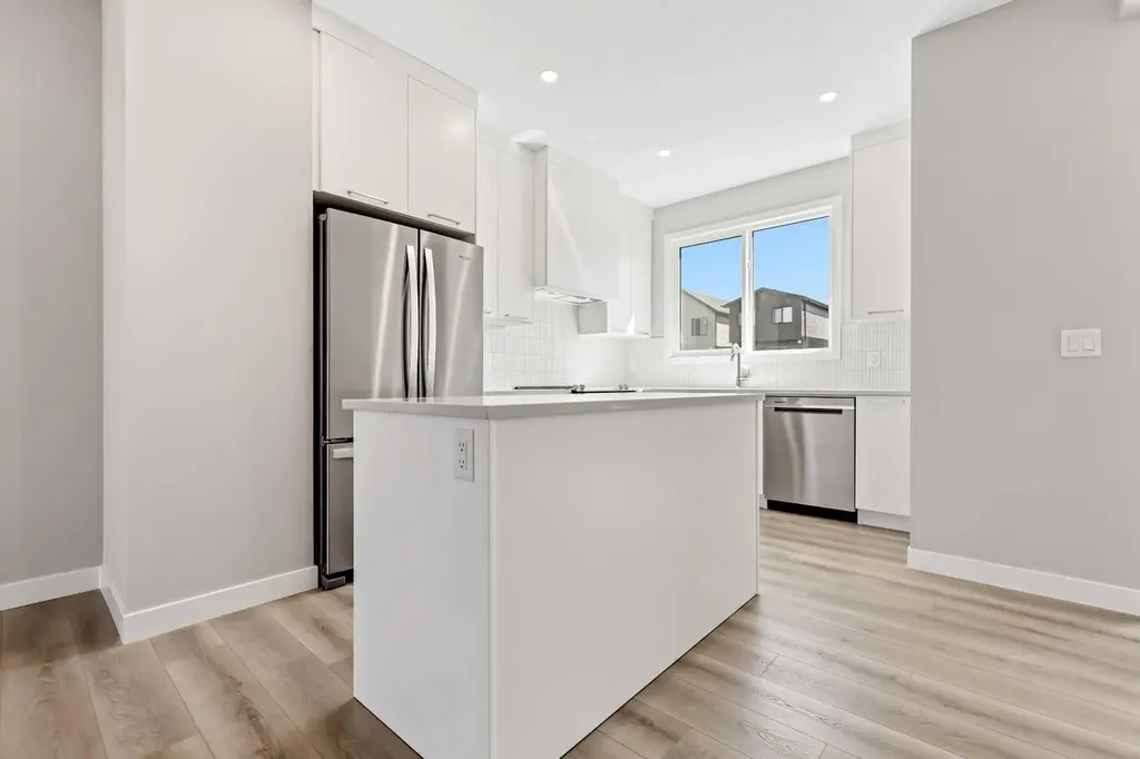 7055 Rangeview Avenue SE Calgary AB T3S 0R1