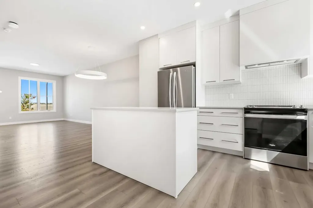 7055 Rangeview Avenue SE Calgary AB T3S 0R1