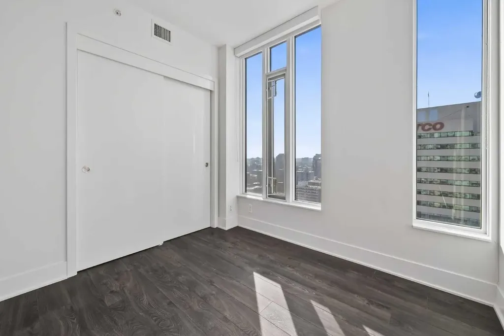 901 10 Avenue SW Calgary AB T2R 0B5