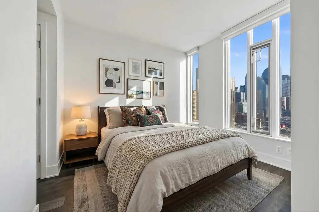 901 10 Avenue SW Calgary AB T2R 0B5