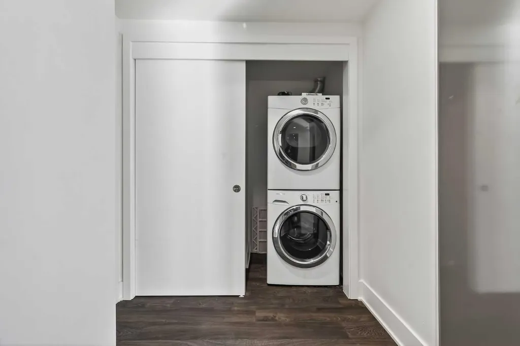901 10 Avenue SW Calgary AB T2R 0B5