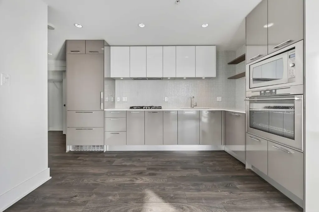901 10 Avenue SW Calgary AB T2R 0B5