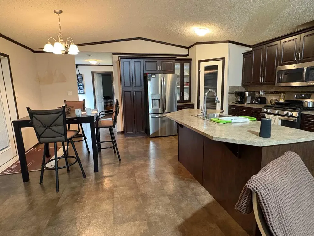 2600 Gooseberry Lane Wabasca AB T0G 2K0