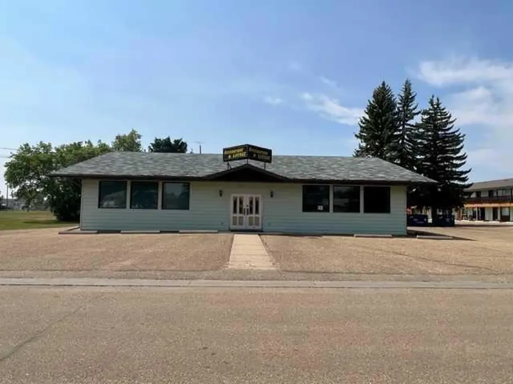4904 54 Street Forestburg AB T0B1N0