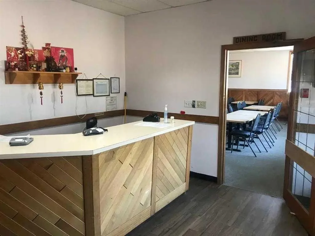 4904 54 Street Forestburg AB T0B1N0