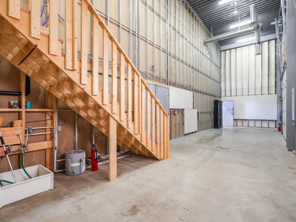 4805 75 Street Stettler AB T0C 2L0