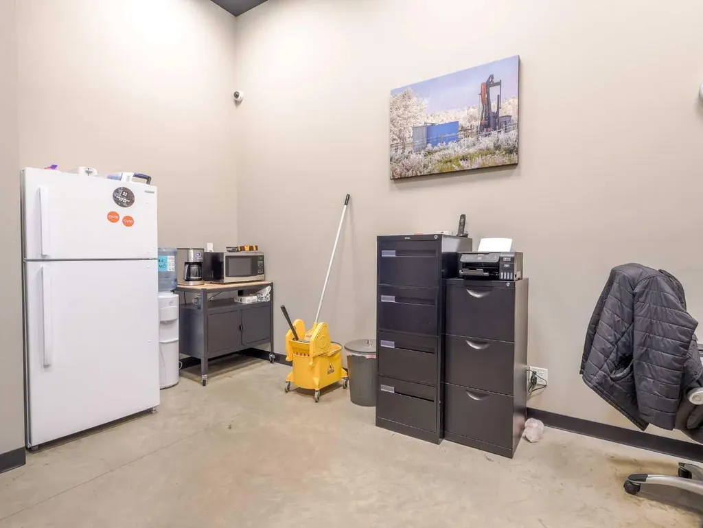 4805 75 Street Stettler AB T0C 2L0