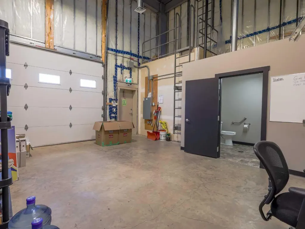 4805 75 Street Stettler AB T0C 2L0