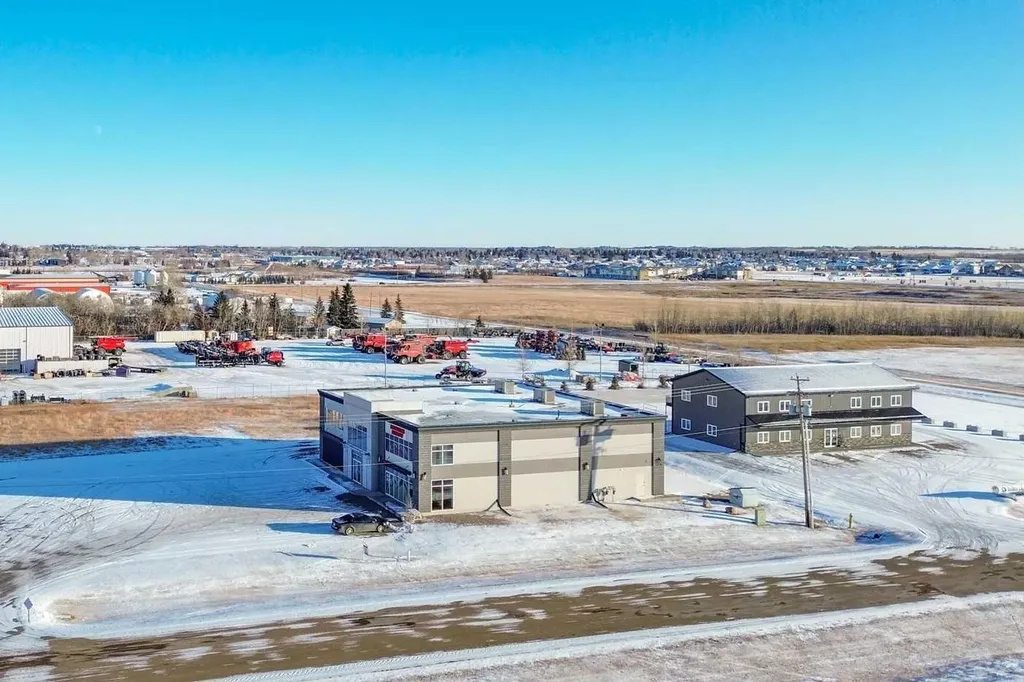 4805 75 Street Stettler AB T0C 2L0