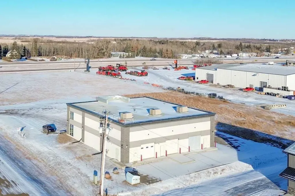 4805 75 Street Stettler AB T0C 2L0