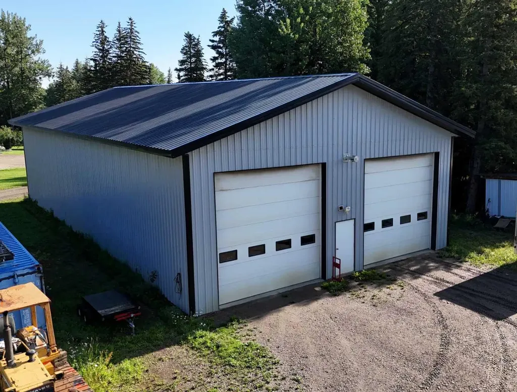 710 54 Street S Edson AB T7E 1V1