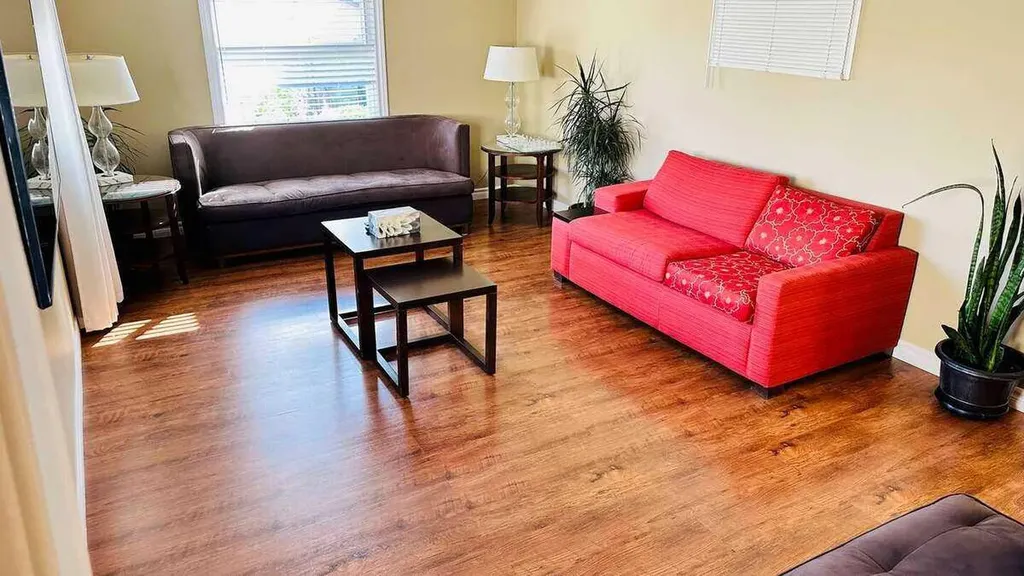27 Penworth Place SE Calgary AB T2A 4G4