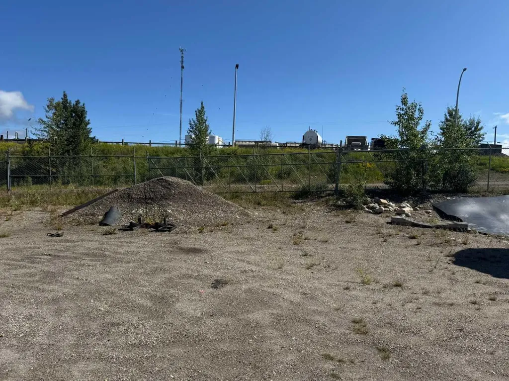 9802 98 Street Grande Cache AB T0E 0Y0