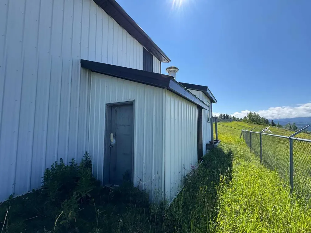 9802 98 Street Grande Cache AB T0E 0Y0