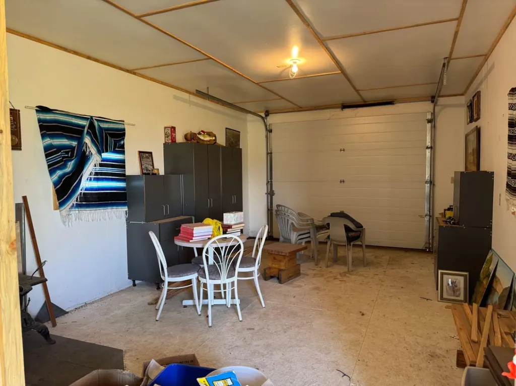 10933 90 Avenue Fairview AB T0H 1L0