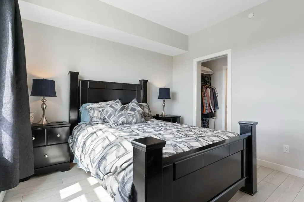 60 Skyview Ranch Road NE Calgary AB T3N2J8