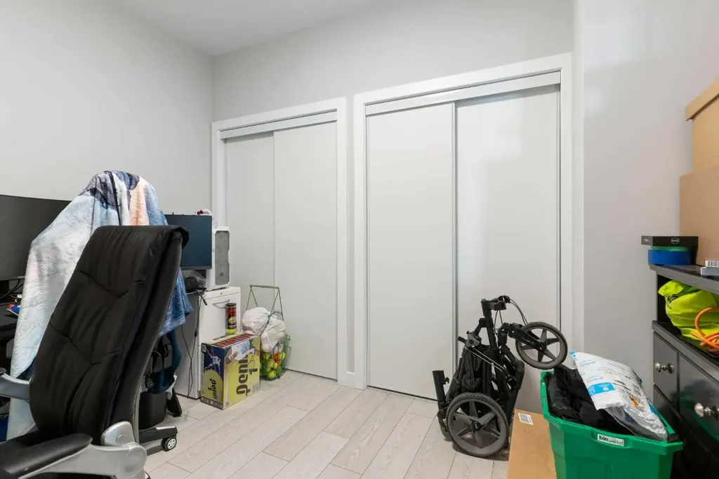 60 Skyview Ranch Road NE Calgary AB T3N2J8