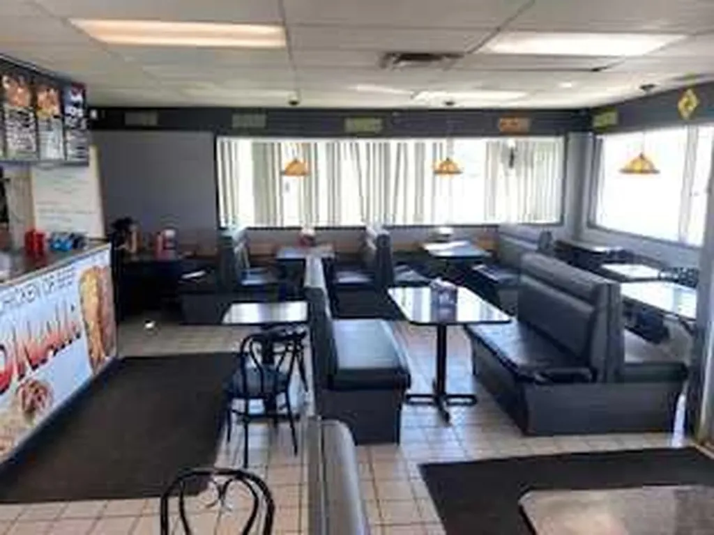 3909 37 Avenue Whitecourt AB T7S 1N9
