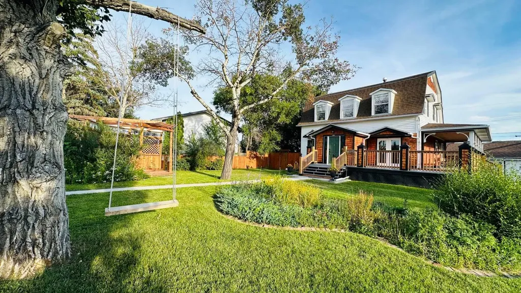 1507 2 Avenue NW Drumheller AB T0J 0Y1