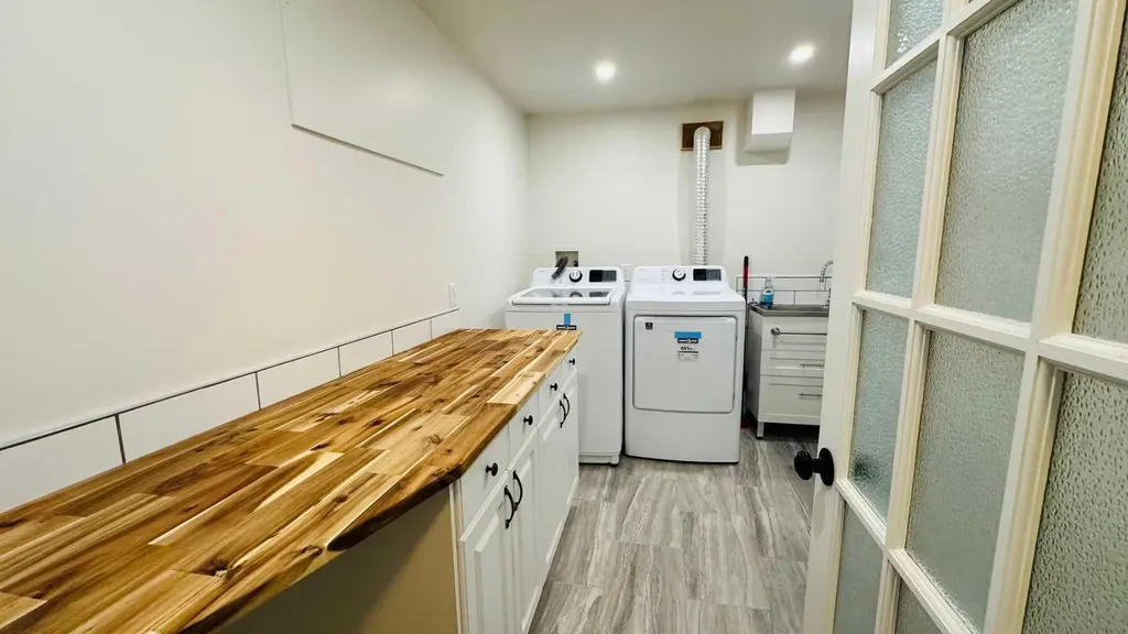 1507 2 Avenue NW Drumheller AB T0J 0Y1