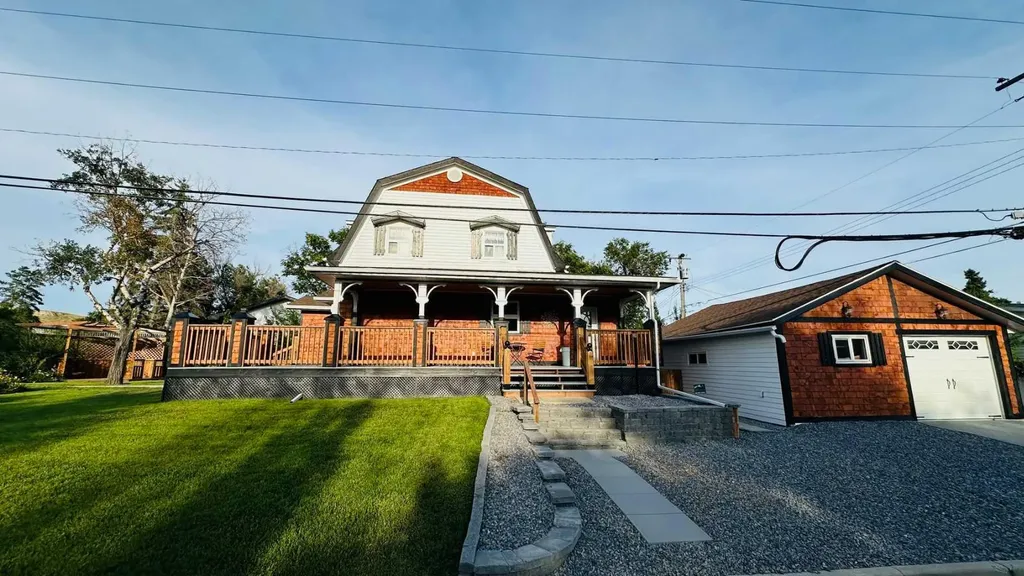 1507 2 Avenue NW Drumheller AB T0J 0Y1