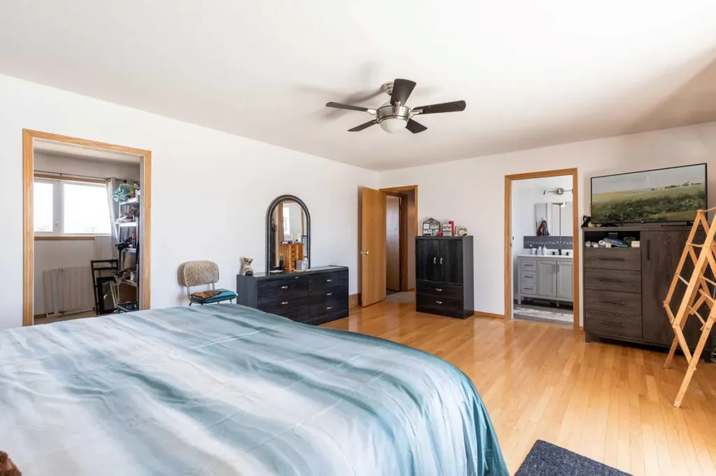 5121 Township Road 120 Dunmore AB T1B0L1