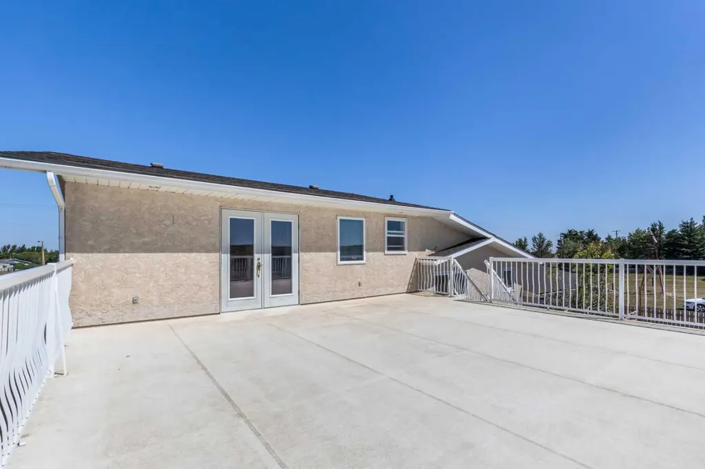 5121 Township Road 120 Dunmore AB T1B0L1
