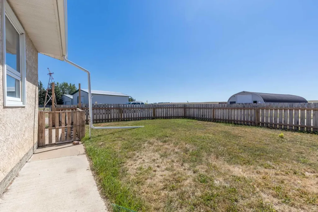 5121 Township Road 120 Dunmore AB T1B0L1