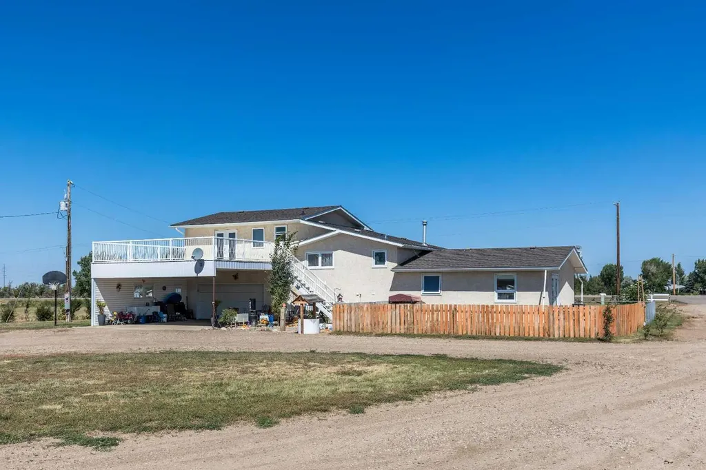 5121 Township Road 120 Dunmore AB T1B0L1