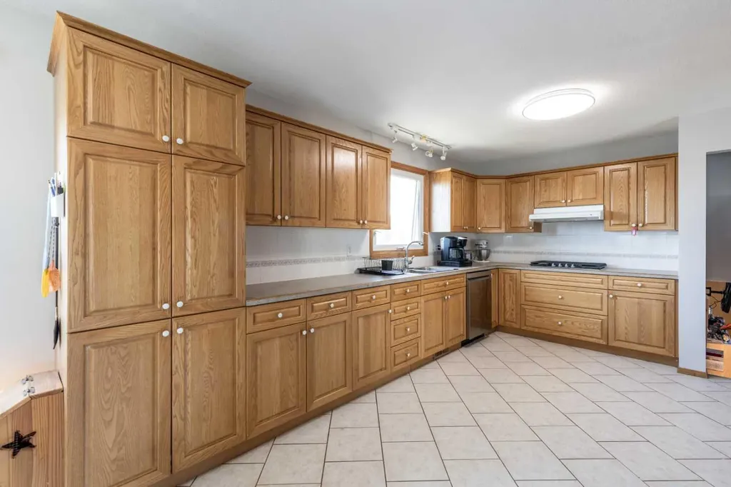 5121 Township Road 120 Dunmore AB T1B0L1
