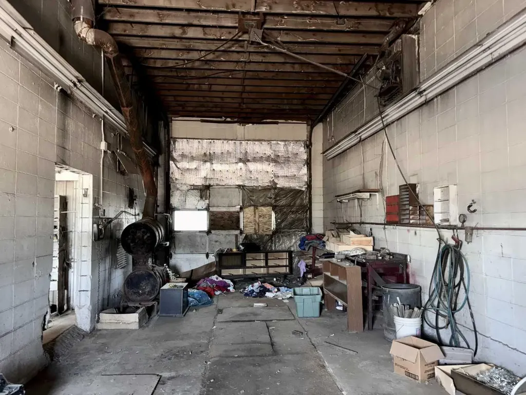 5021 47 Avenue Vermilion AB T9X 1J6