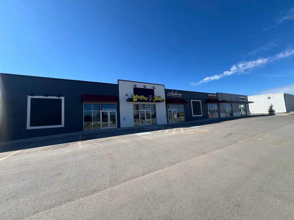 5601 4 Avenue Edson AB T7E1L6