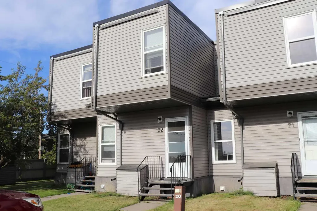5437 10 Avenue Edson AB T7E 1K2