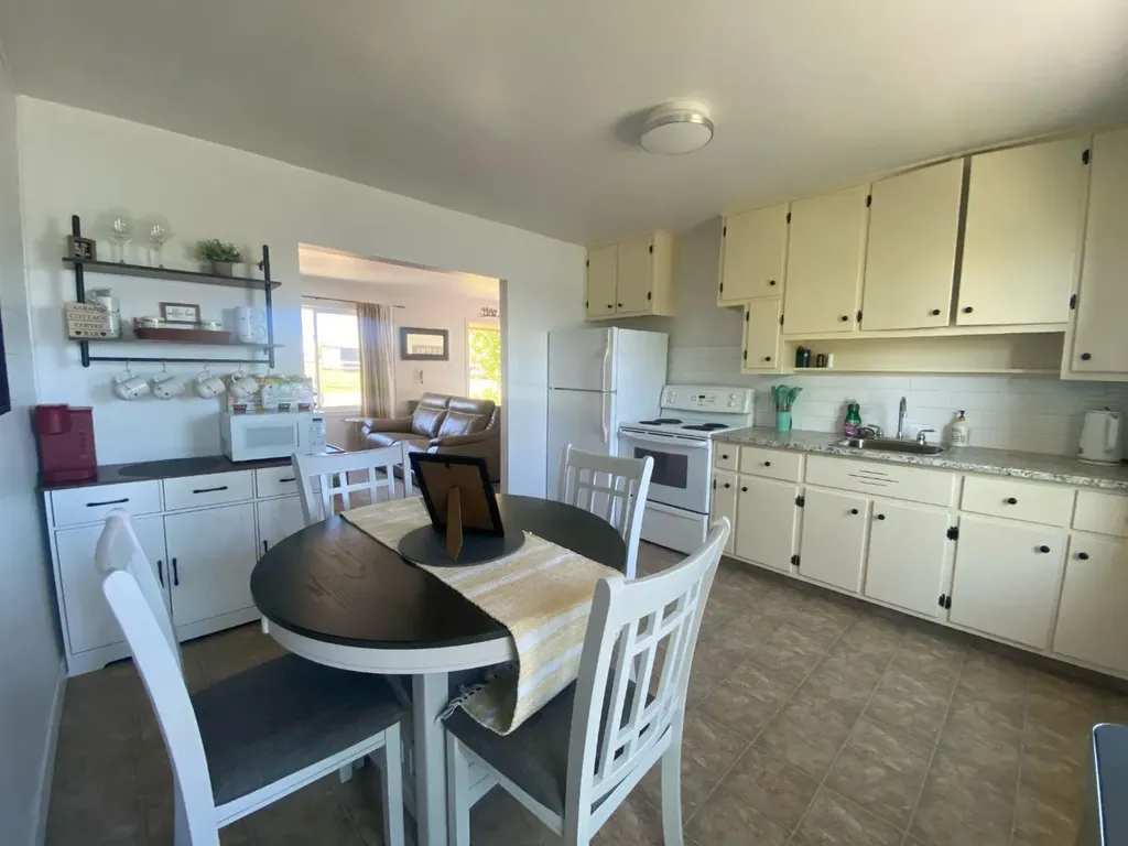 31 Mountain Vista Estates Drive Hill Spring AB T0K 1E0