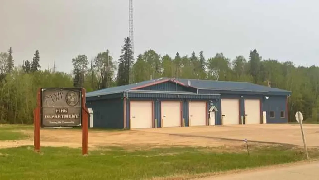 851 Wolf Trail Sandy Lake AB T0G 2K0