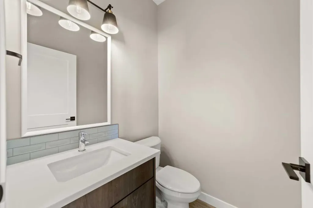 71 Vincent Crescent Olds AB T4H0G7