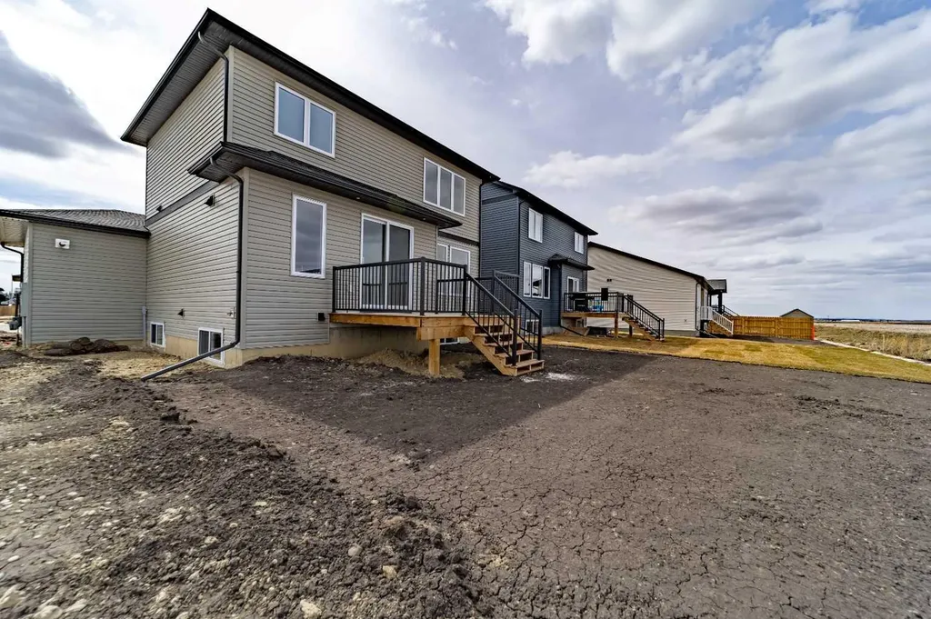71 Vincent Crescent Olds AB T4H0G7