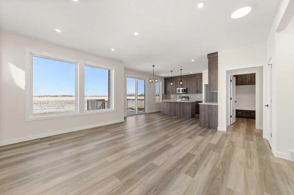 71 Vincent Crescent Olds AB T4H0G7