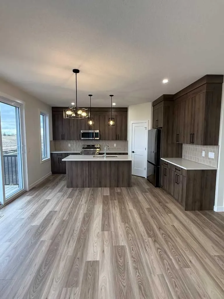 71 Vincent Crescent Olds AB T4H0G7
