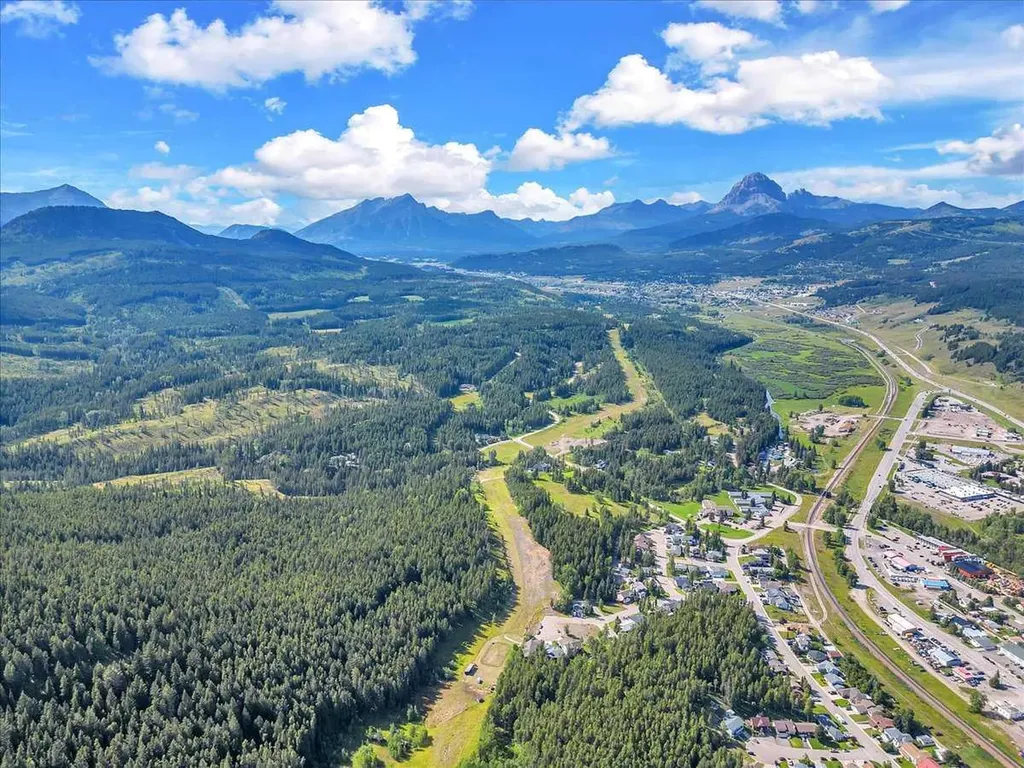 262 Southmore Place Blairmore AB T0K 0E0