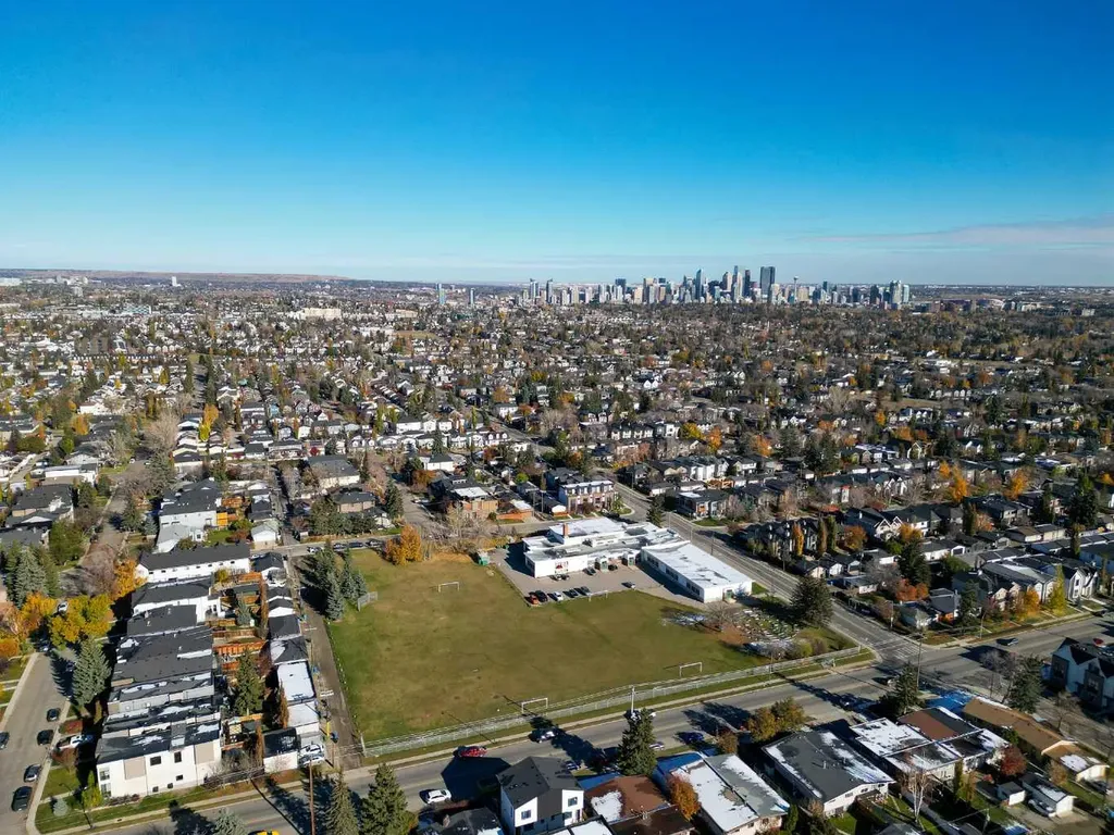 4023 16a Street SW Calgary AB T2T 4L1