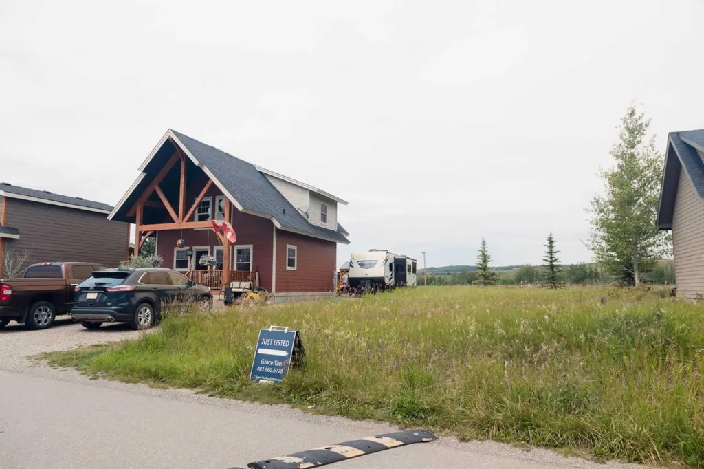 236 Cottage Club Crescent Rural Rocky View County AB T4C 1B1