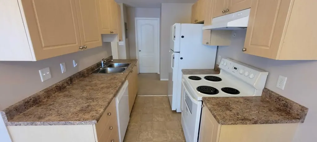 1615 41 Street Edson AB t7E 0A7