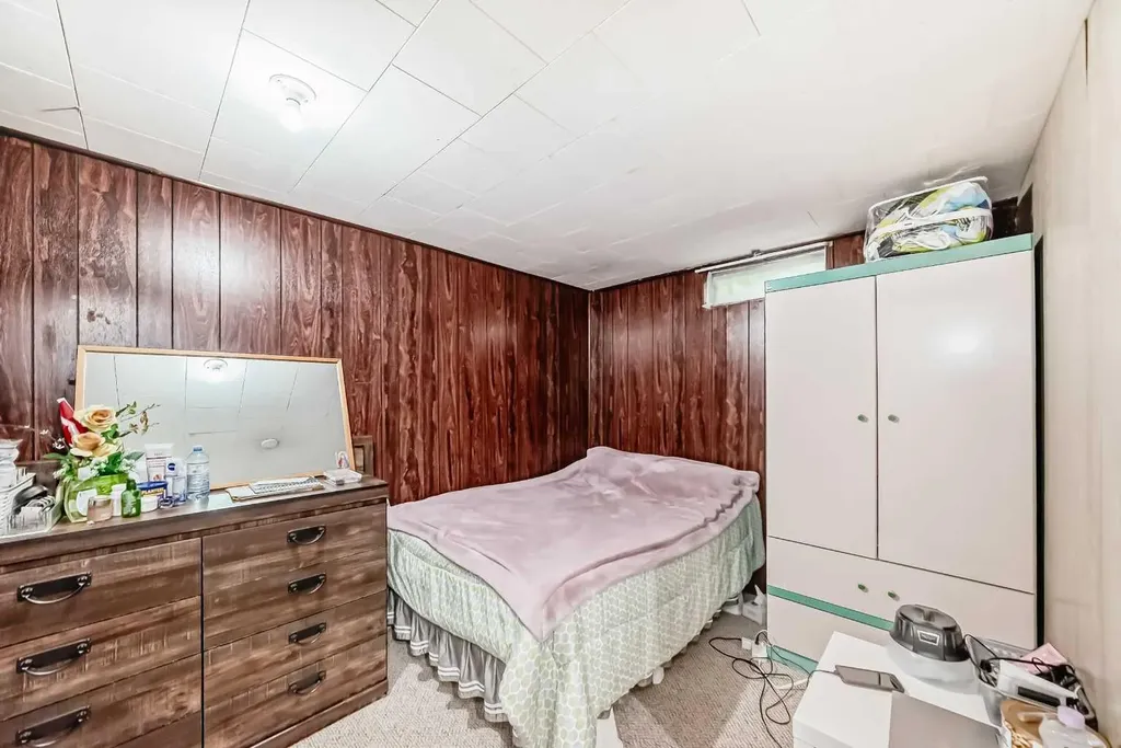 609 40 Street NE Calgary AB T2A 6S1