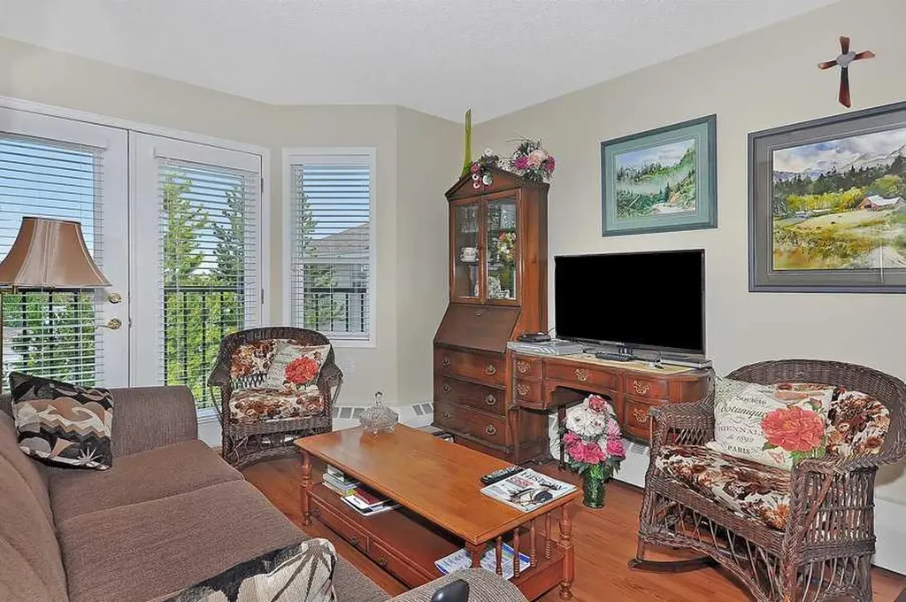 5200 44 Avenue NE Calgary AB T1Y 7L4