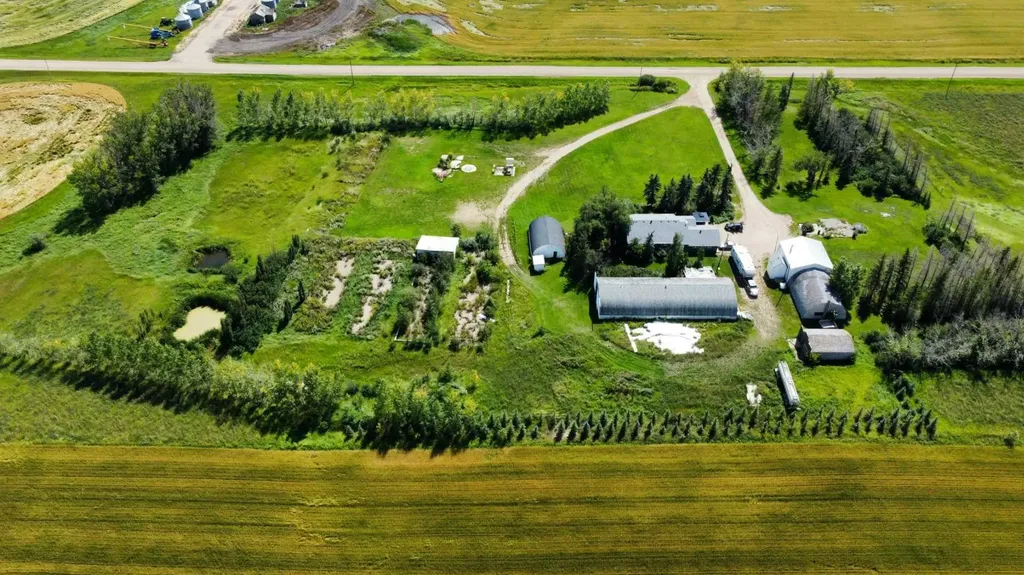 231052 330 Township Rural Kneehill County AB T0M 2C0