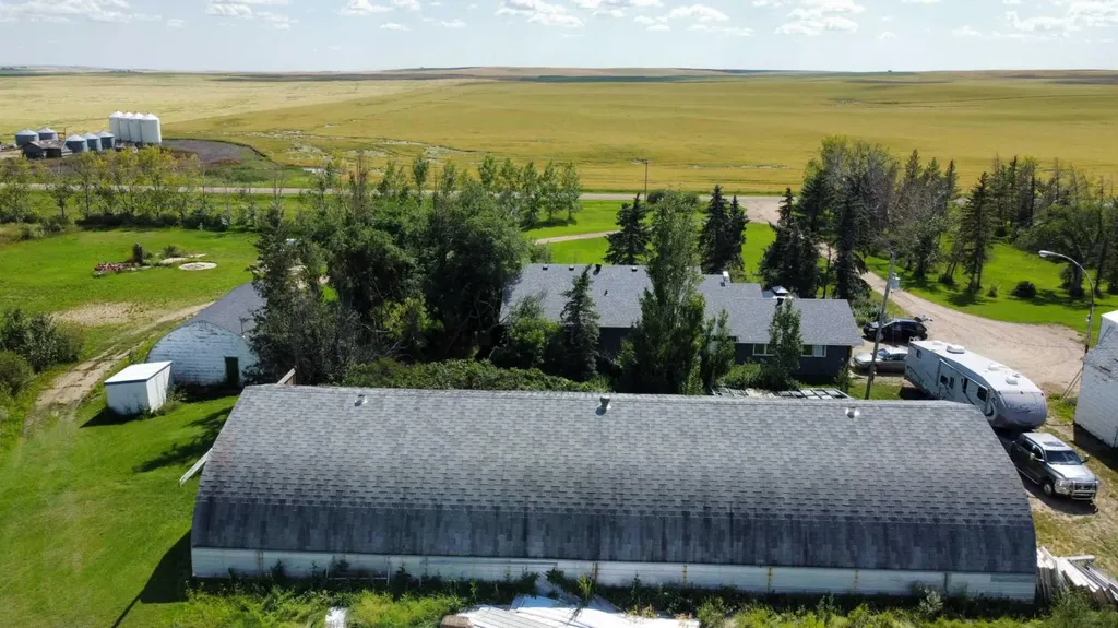 231052 330 Township Rural Kneehill County AB T0M 2C0