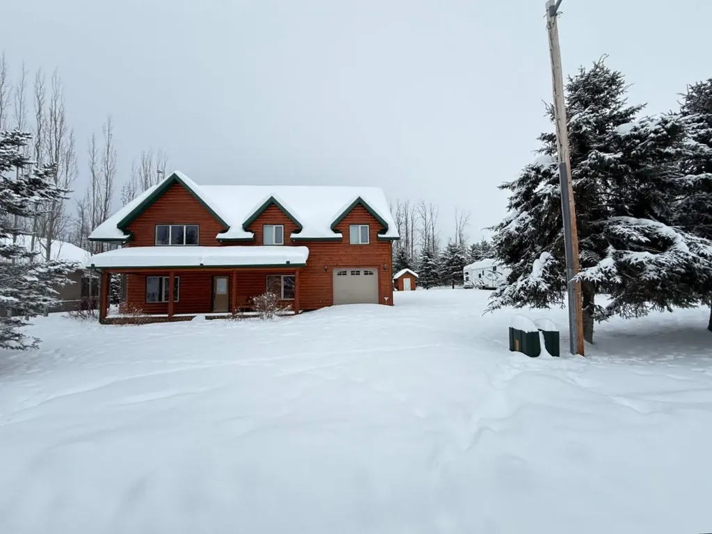 115-116 Deerland Road Lac Des Iles SK S0M 1A0