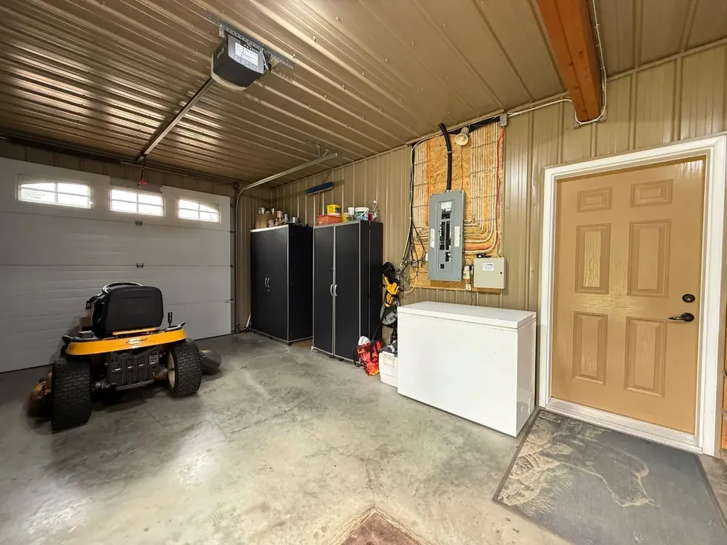 115-116 Deerland Road Lac Des Iles SK S0M 1A0